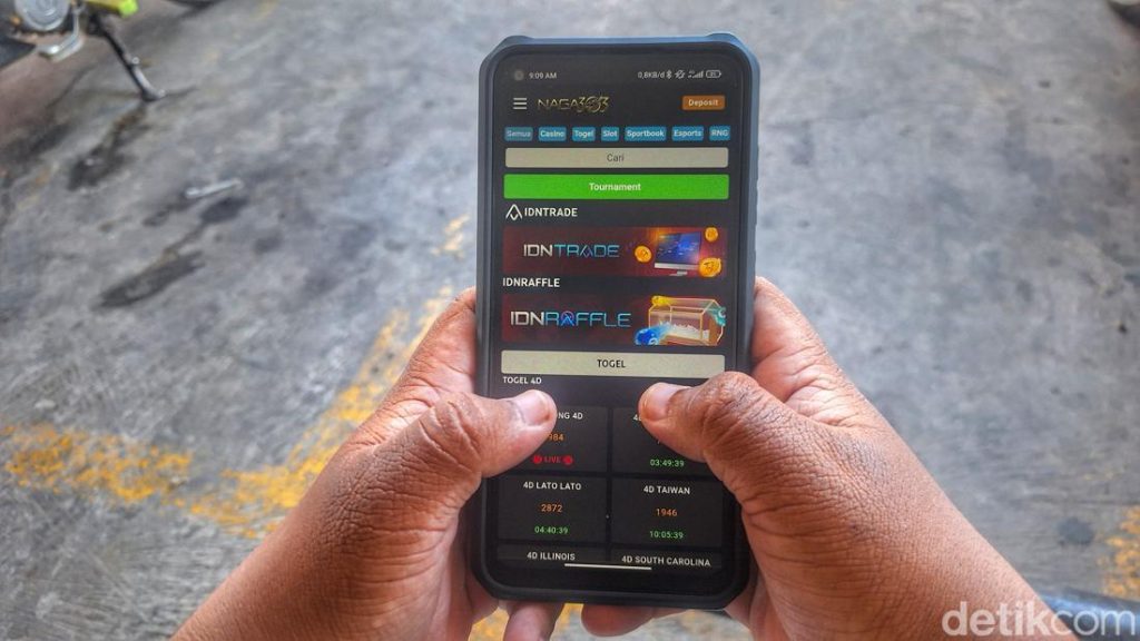 2 Pria Penempel Barcode Judol Di Warkop Jaksel Ditangkap Polisi