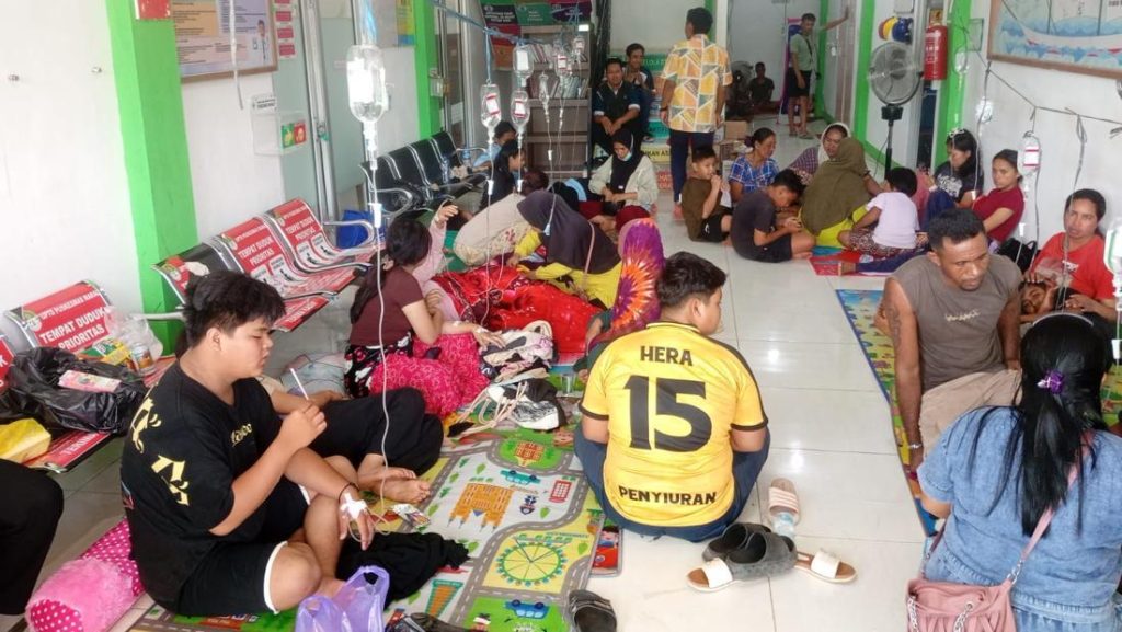 Ratusan Siswa Guru Ketapang Diduga Keracunan Menu Mbg Sampel Diuji