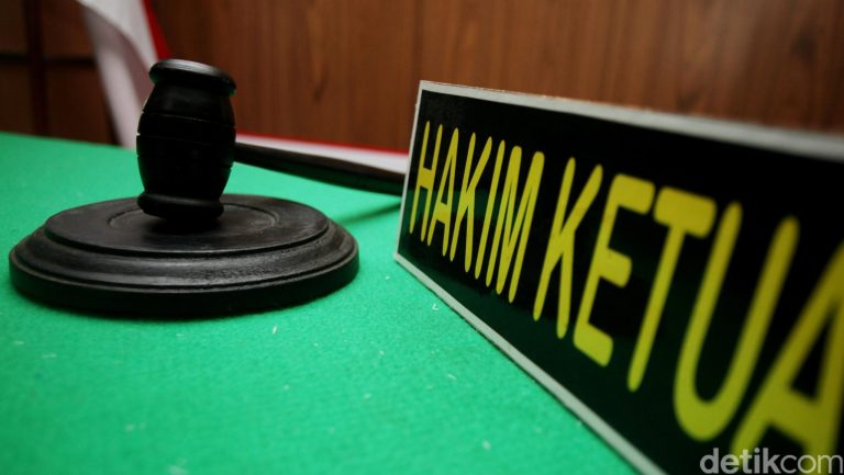 Hakim Pt Sulteng Dicopot Usai Pukul Anak Hingga Masuk Rumah Sakit