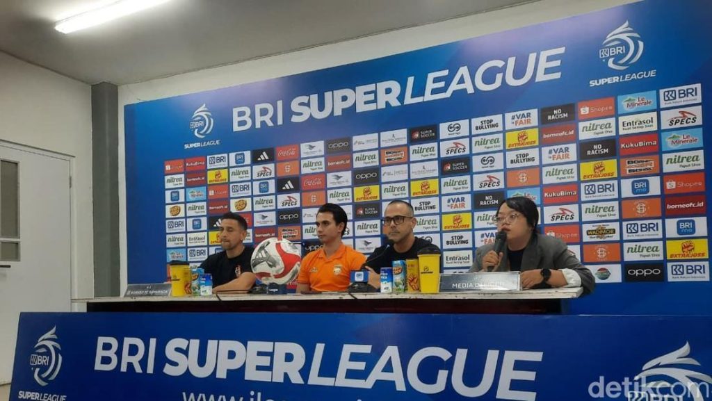Lefundes Kesal Ke Pemain Borneo Fc Meski Menang Telak 5 1
