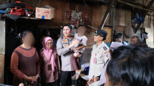 Polres Jaktim Pulangkan Bocah Pemulung Viral Ke Ibu Di Sumedang