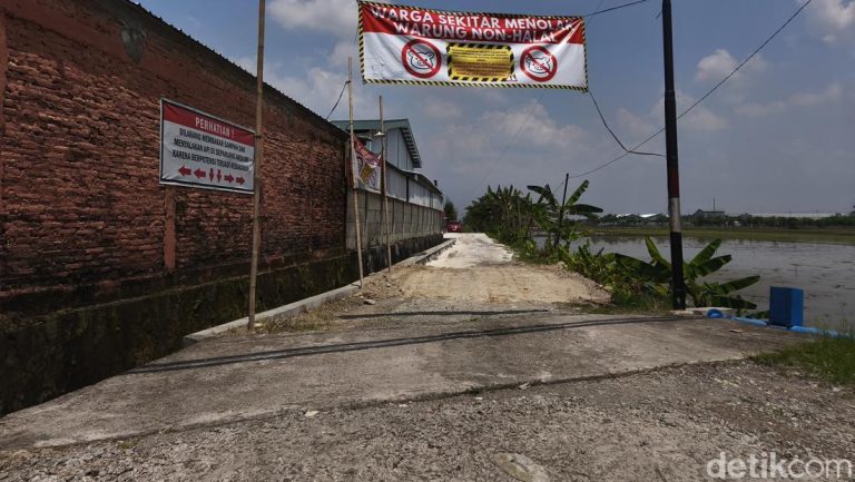Ditolak Warga Pengelola Warung Mi Babi Sukoharjo Siap Mediasi