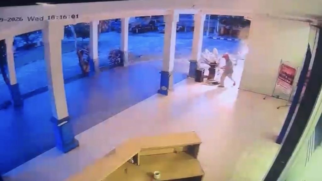 Sakit Hati Kenaikan Pangkat Pns Bakar Ruang Kadishub Babel